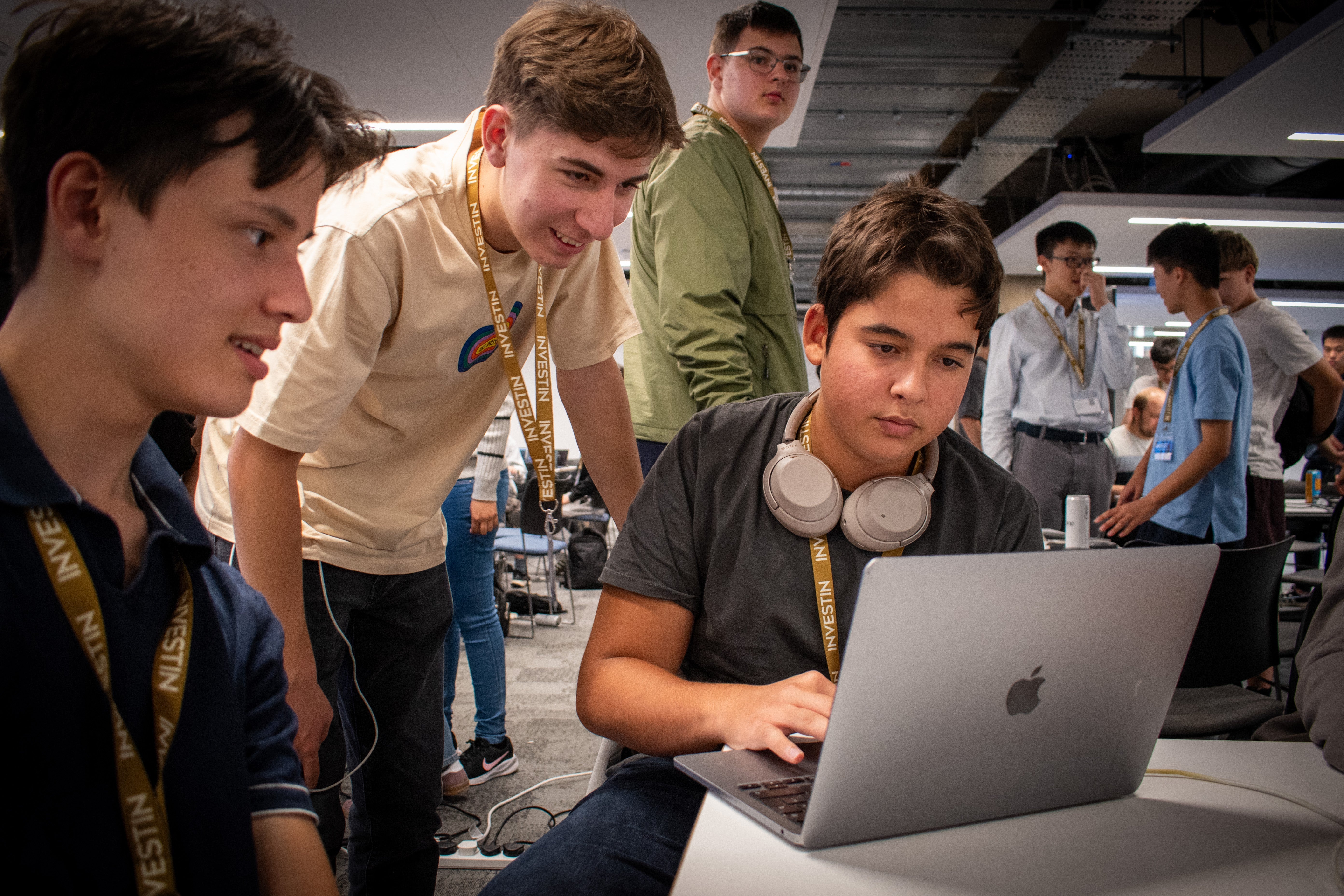 Five Skills That Will Get You Hired in an AI-Driven World